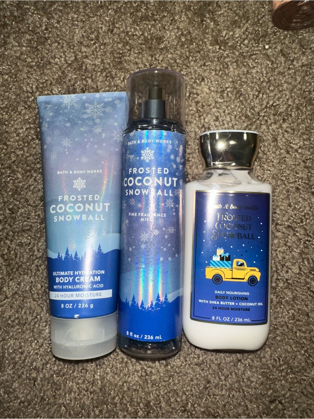 Bath & Body Works Frosted Coconut Snowball Body Care Set